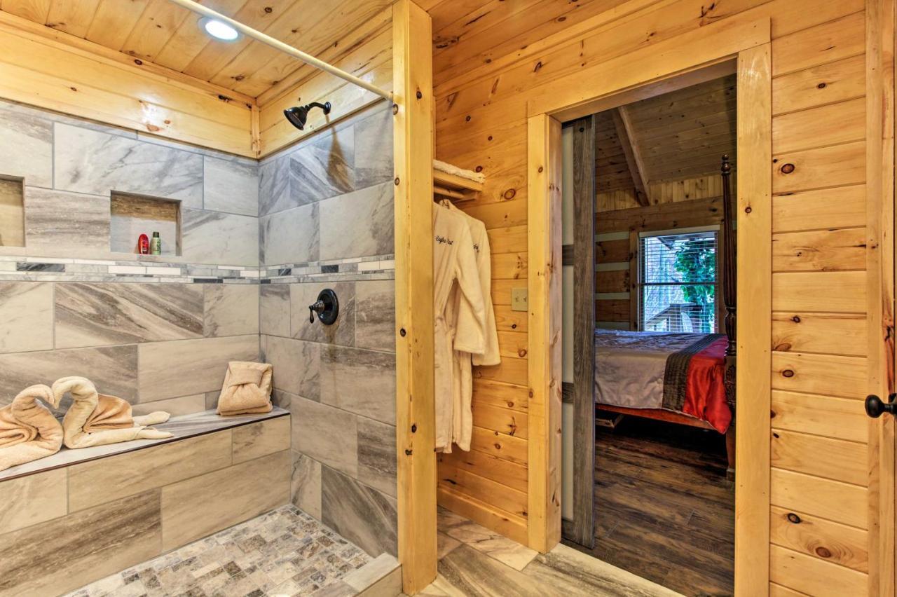 Sevierville Cabin With Private Hot Tub And Fireplace! Exterior photo