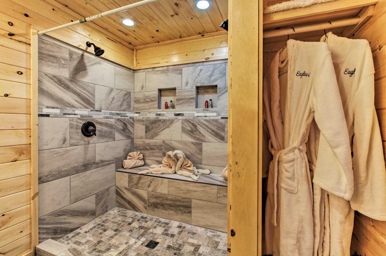 Sevierville Cabin With Private Hot Tub And Fireplace! Exterior photo